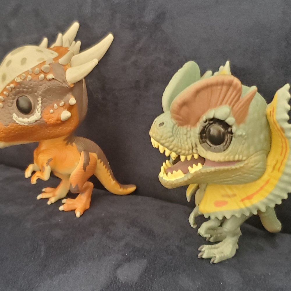 2 Funko POPs, NWOB 4" Fallen Kingdom Dilophosaurus & Stygimoloch Figurines - Picture 4 of 5